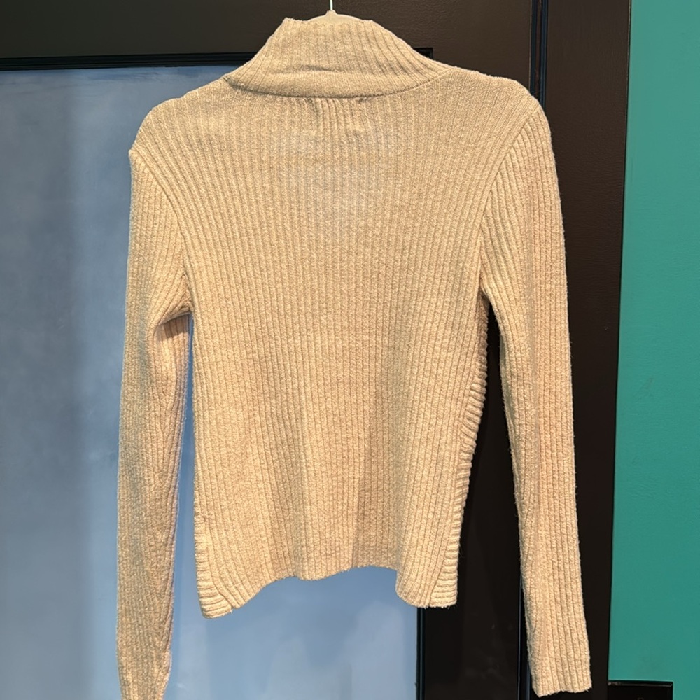 Sweater - Picture 3 of 3